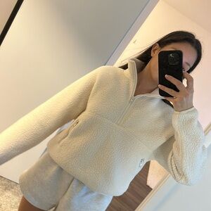 Aritzia TNA polartec fleece